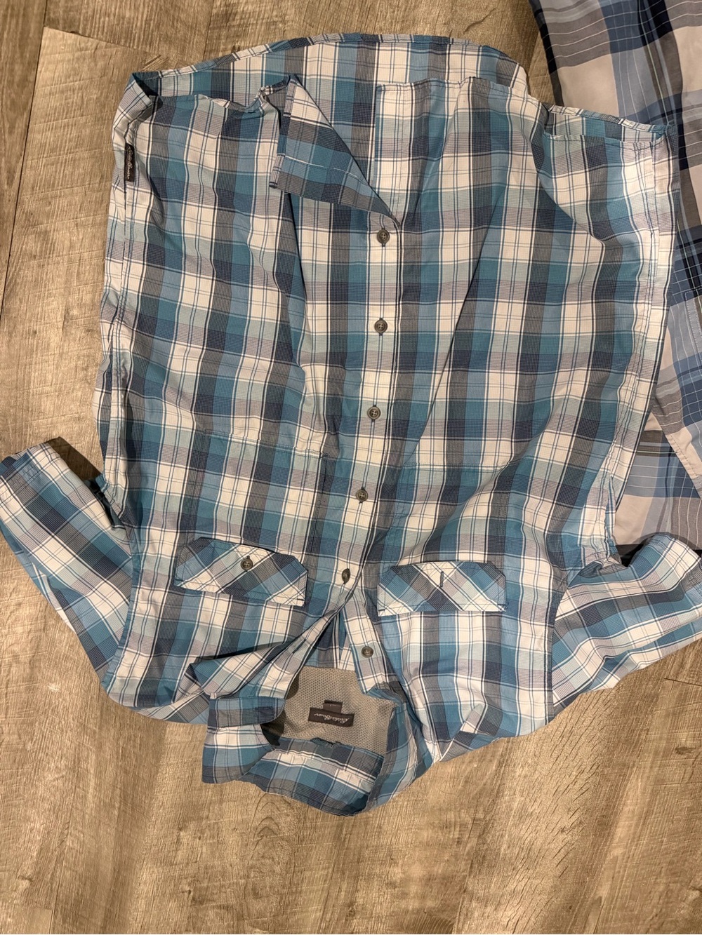 EUC large Eddie Bauer Mixed Plaid Short-Sleeve Button-Down Shirts - Picture 6 of 7